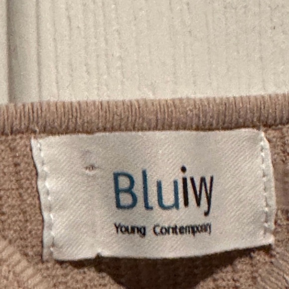 Bluivy Tan Ribbed Tank Top - Picture 3 of 3